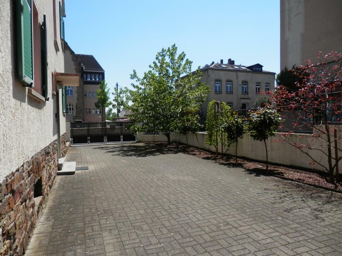 Rheingauer Fewo am Schulhaus Geisenheim Exterior foto